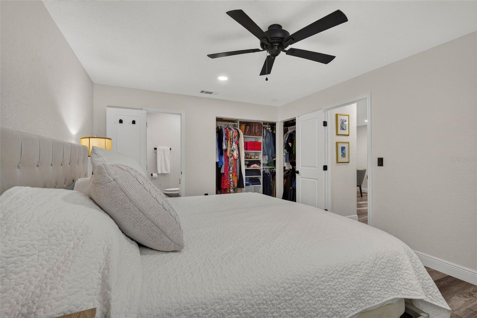 1435 BURNING TREE RD — photo 32