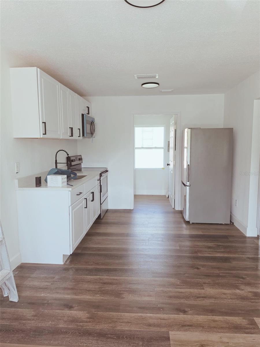 121 BAY ST — photo 24