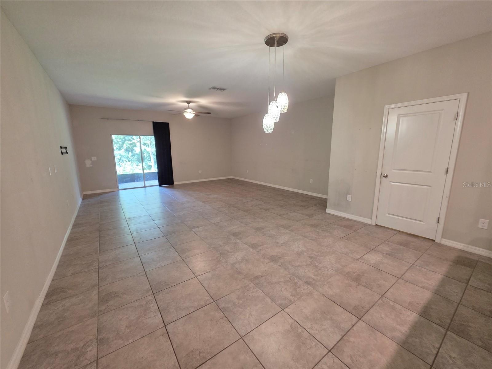 10676 LAKE MONTAUK DR — photo 10