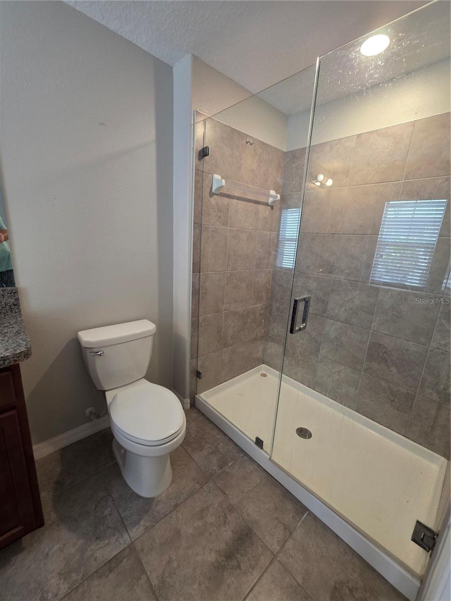 10676 LAKE MONTAUK DR — photo 21