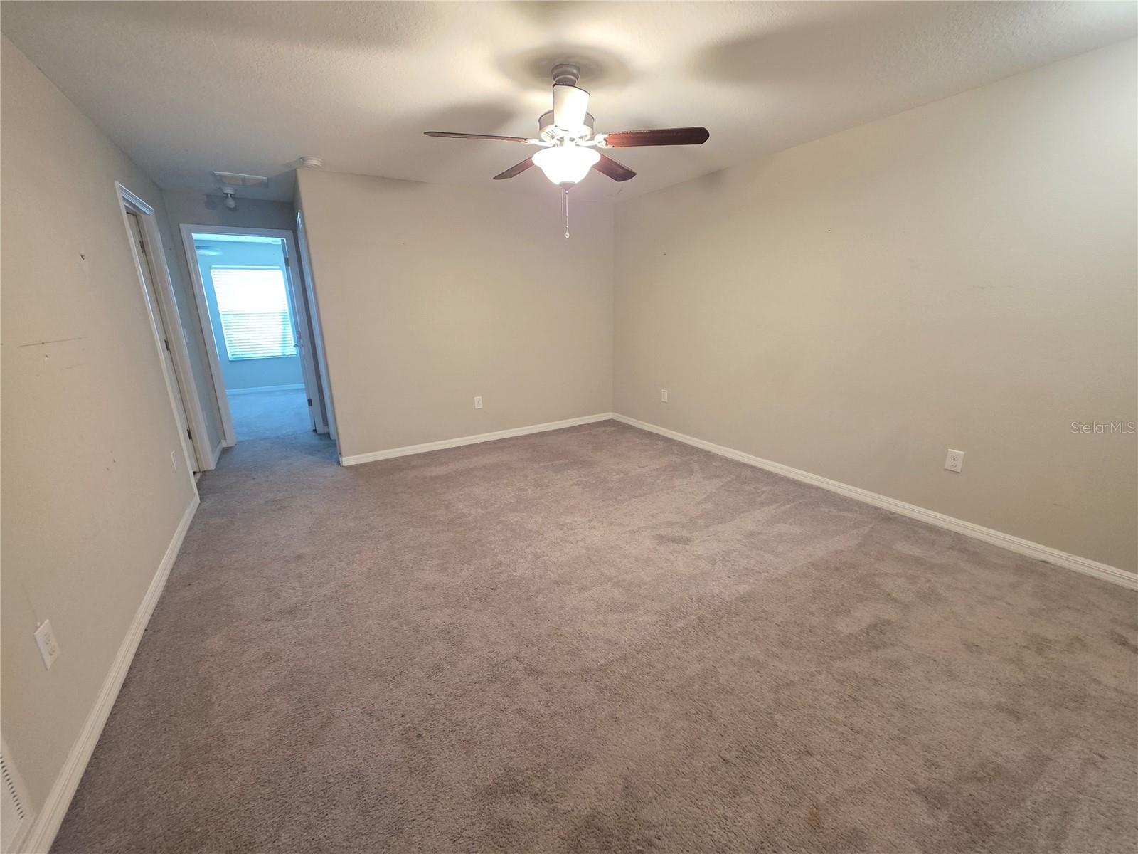 10676 LAKE MONTAUK DR — photo 14