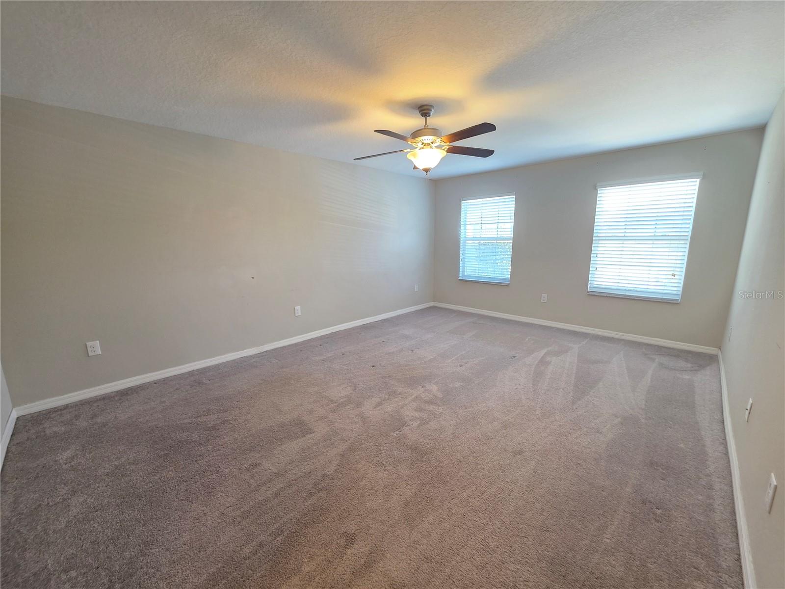10676 LAKE MONTAUK DR — photo 16