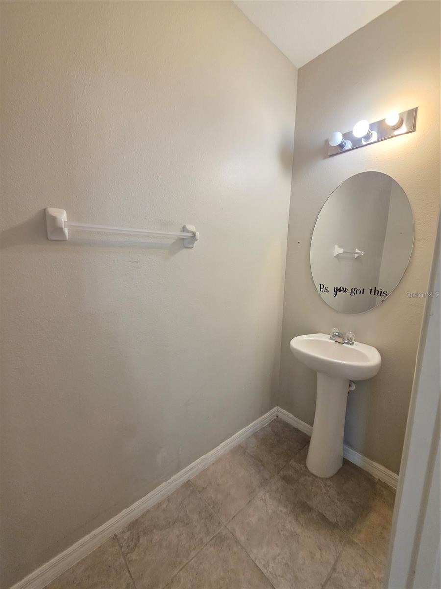 10676 LAKE MONTAUK DR — photo 11