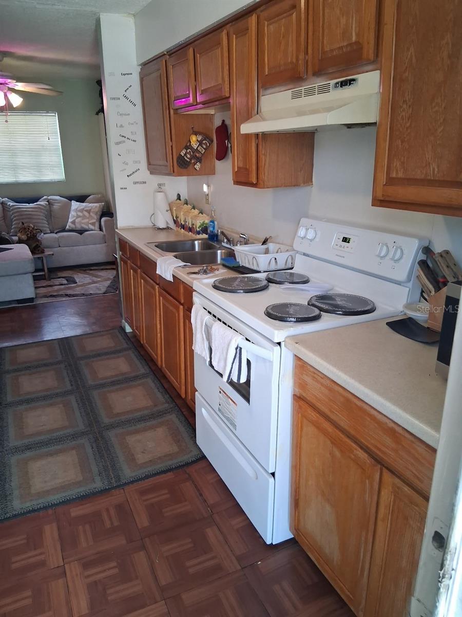 Home in TAMPA — photo 18