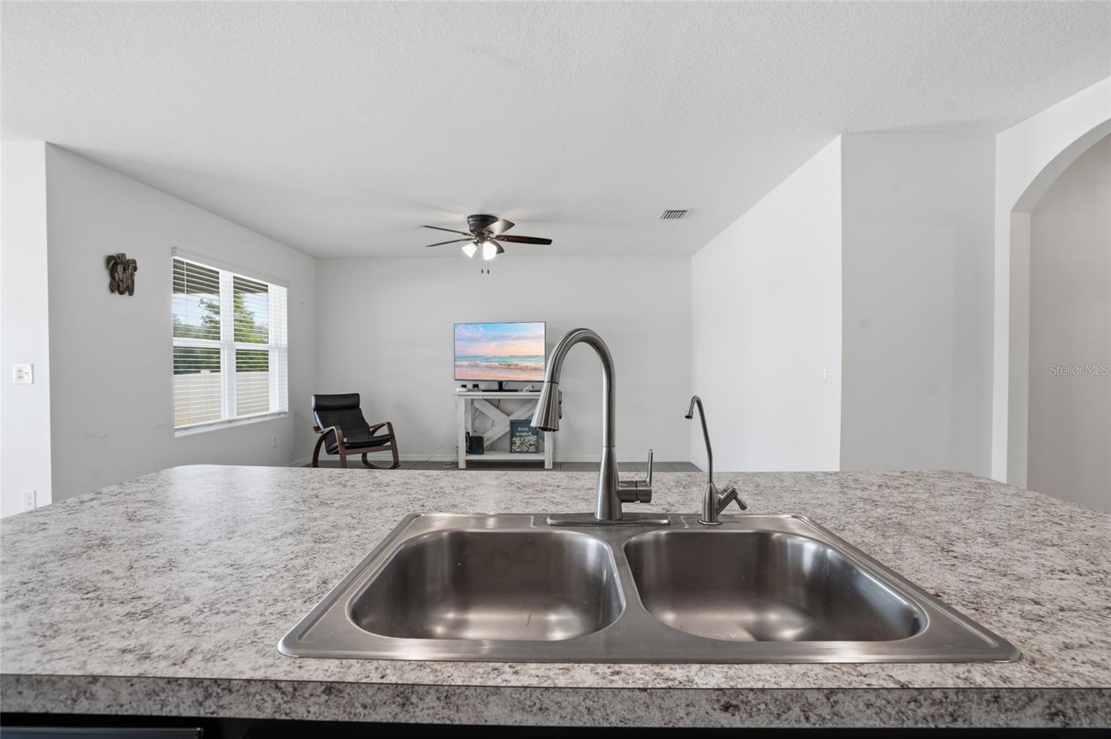 35803 HILLBROOK AVE — photo 13