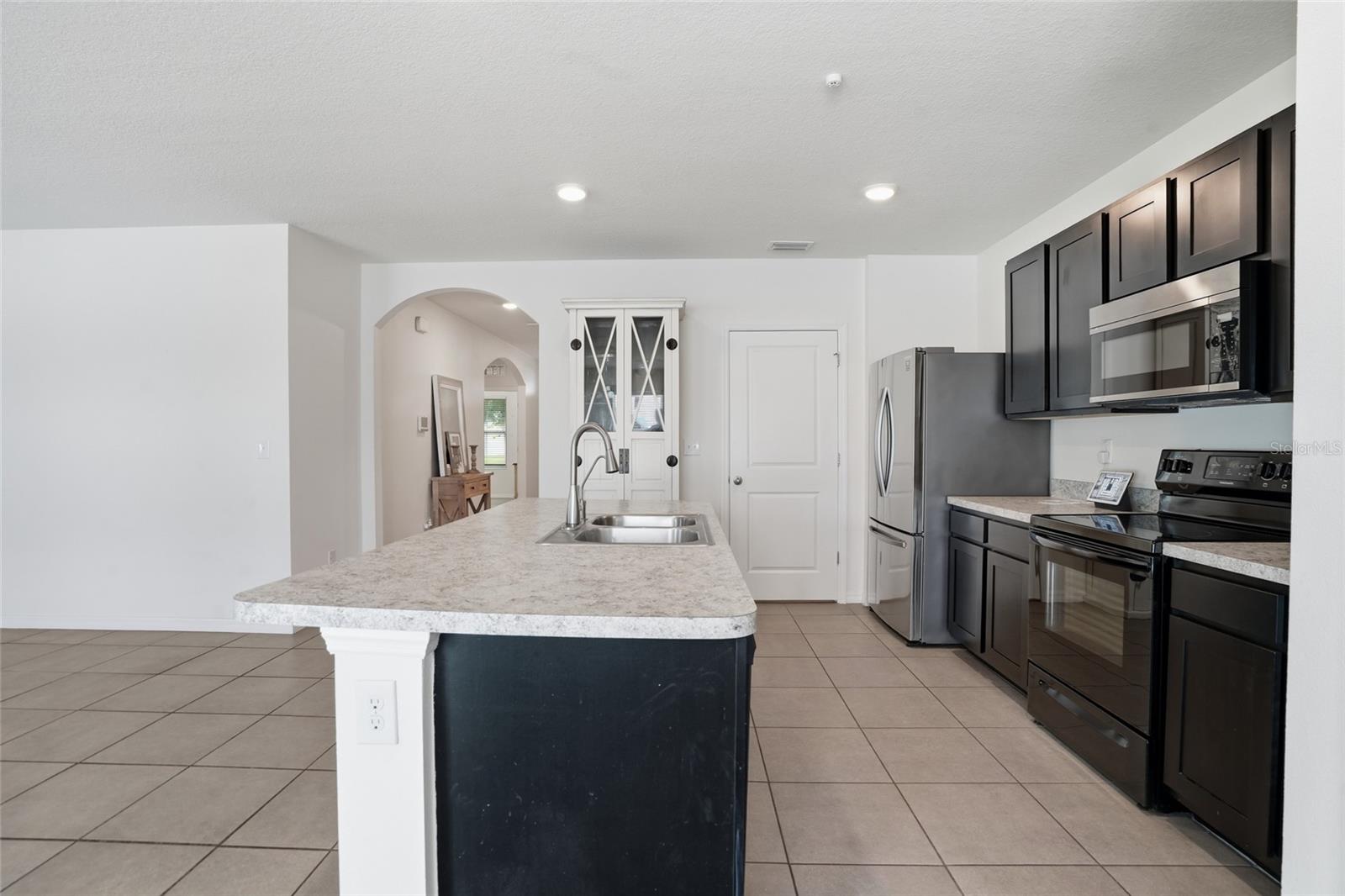 35803 HILLBROOK AVE — photo 14