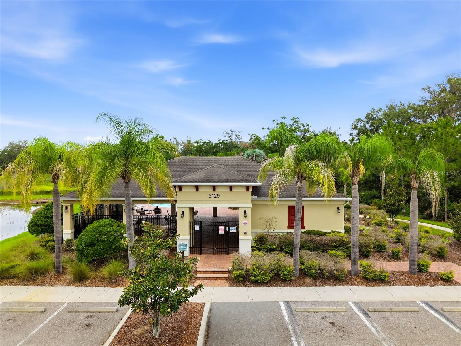 35803 HILLBROOK AVE — photo 32