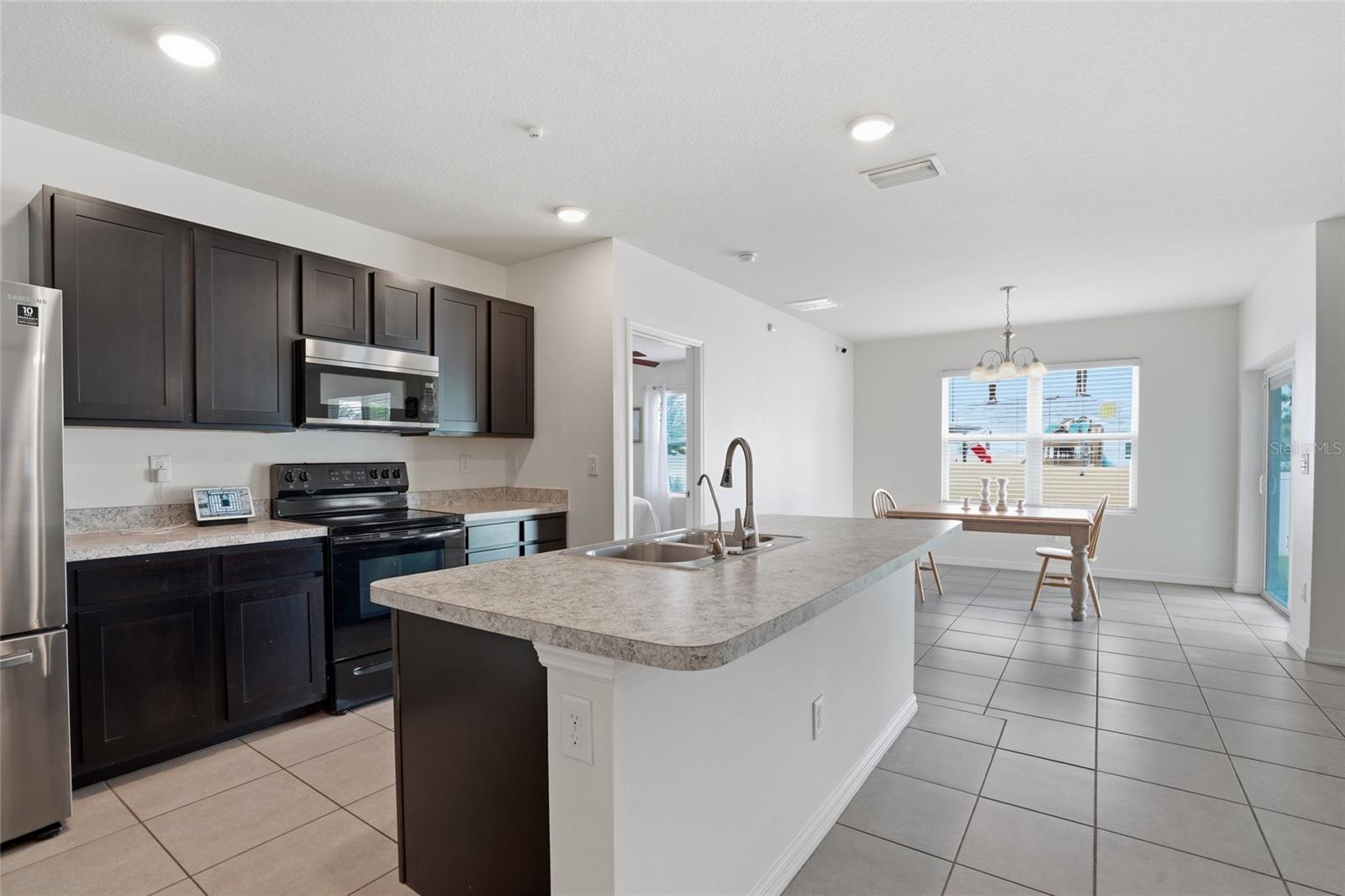 35803 HILLBROOK AVE — photo 12