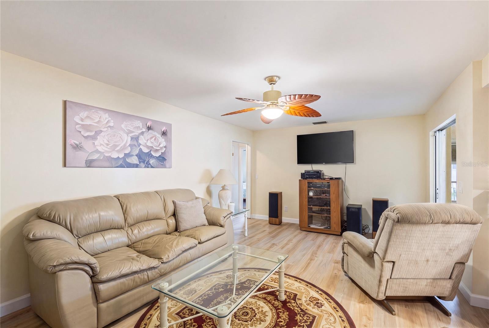 1081 MCFARLAND ST — photo 7