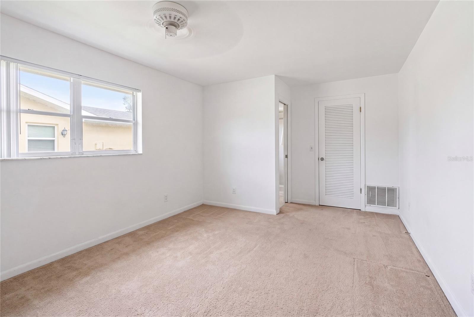 1081 MCFARLAND ST — photo 14
