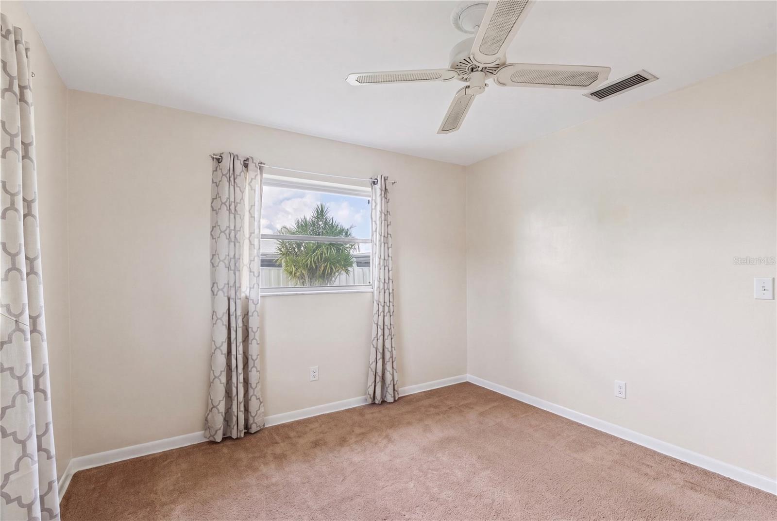 1081 MCFARLAND ST — photo 19