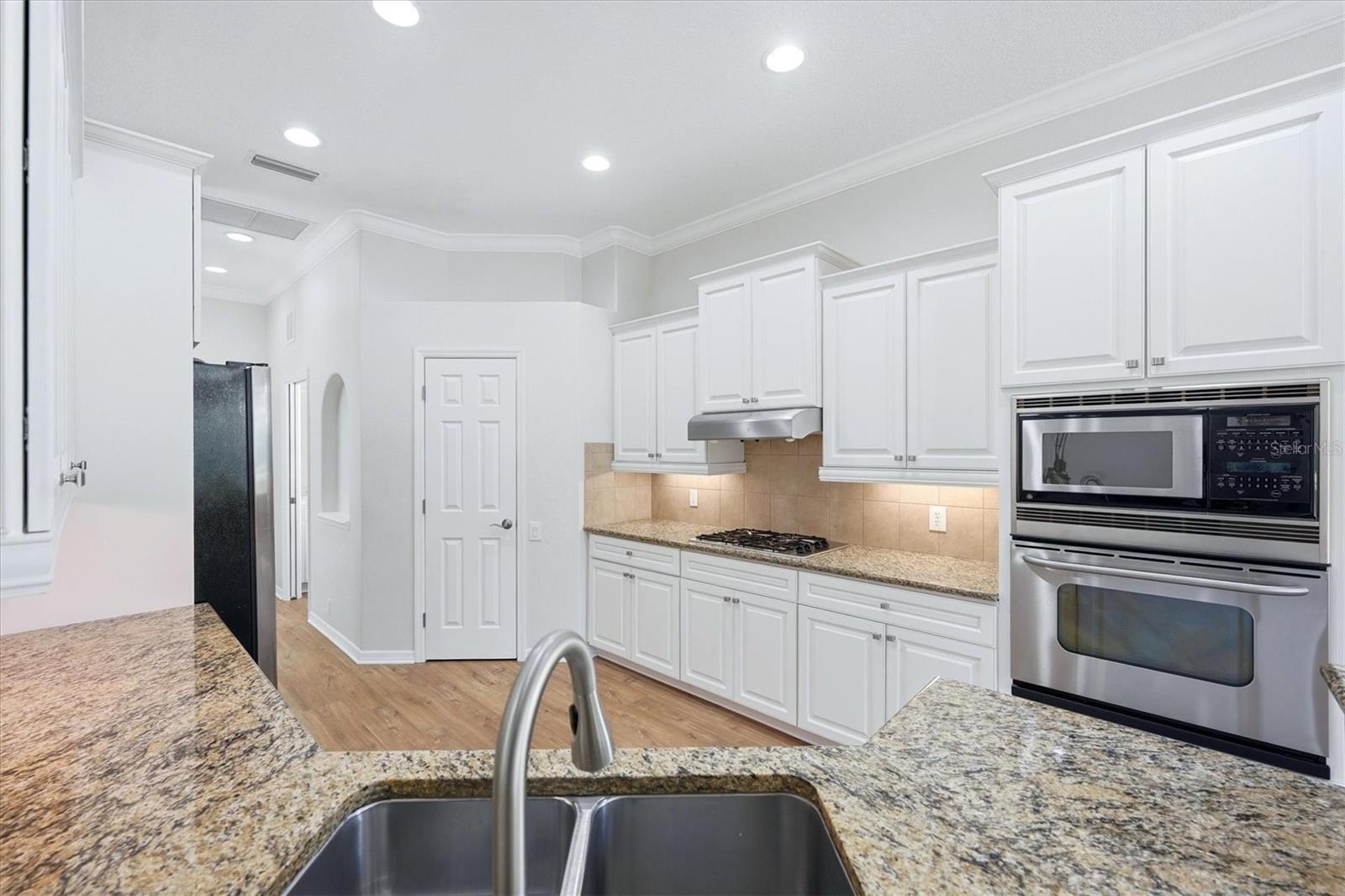12231 LAVENDER LOOP — photo 15