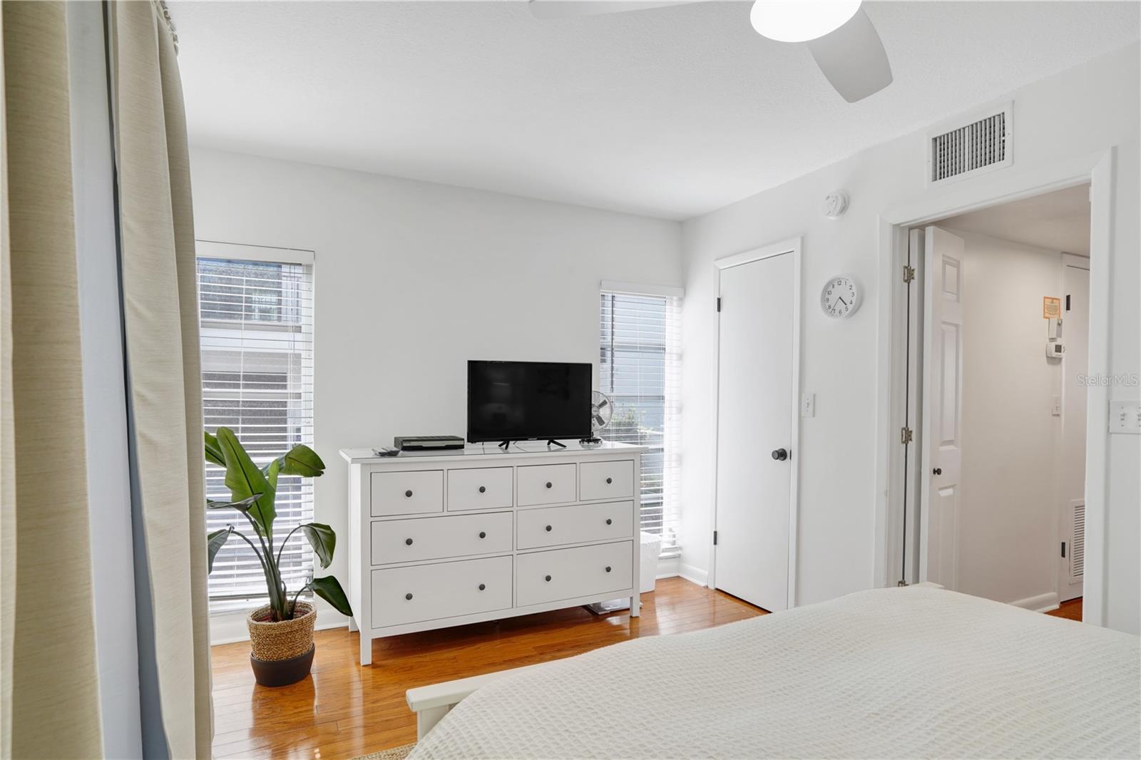 108 14TH AVE #2 — photo 22