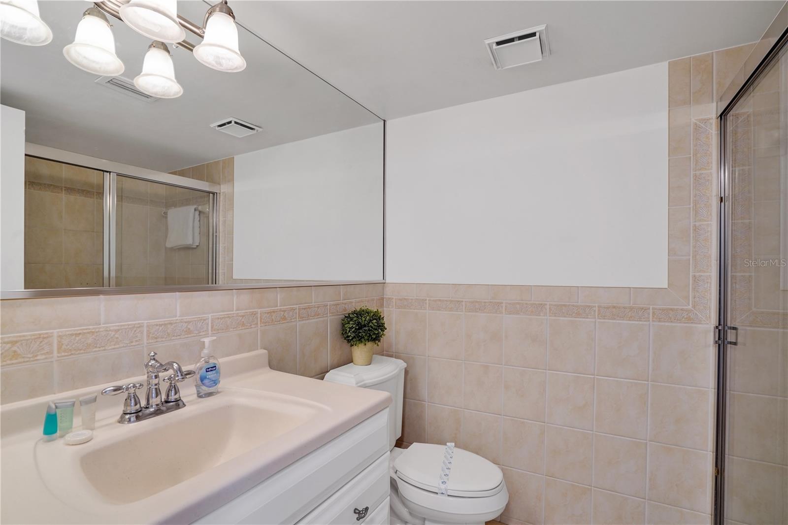 108 14TH AVE #2 — photo 24