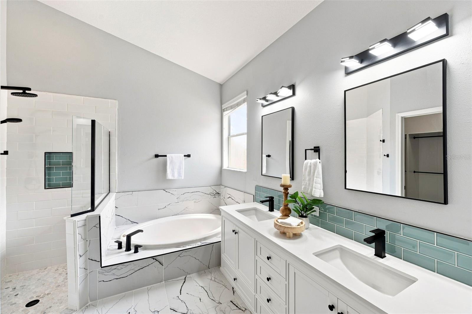 1501 FLATWOOD CT — photo 30