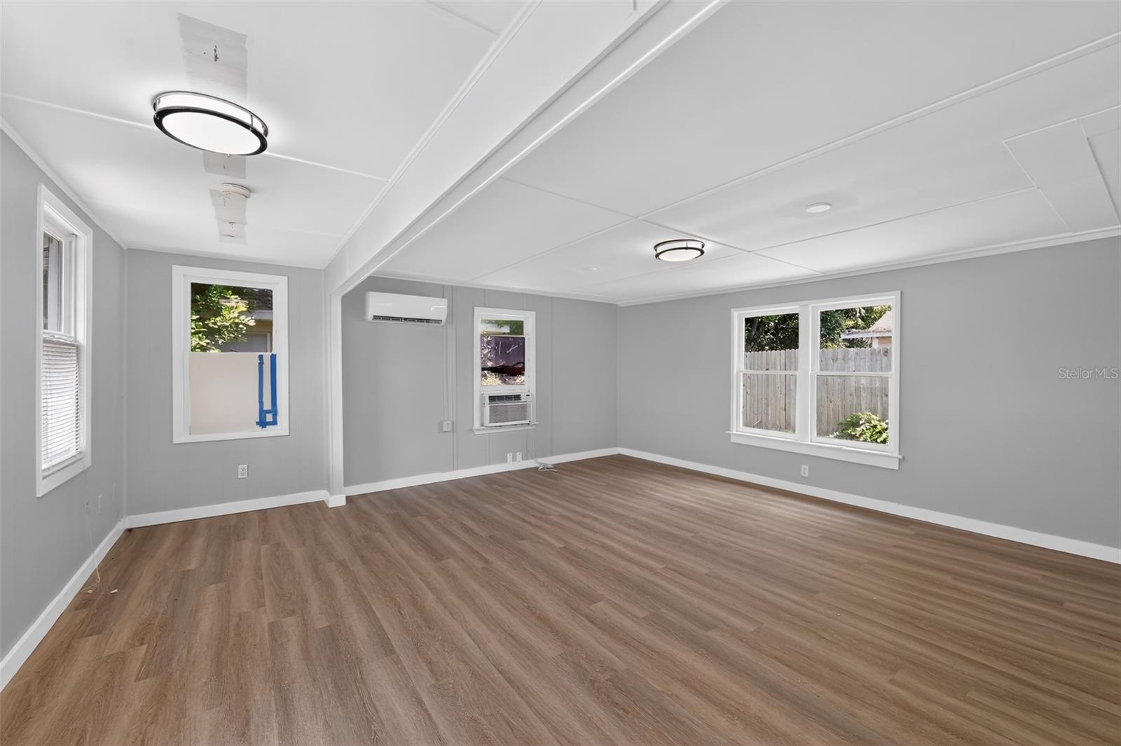 2233 11TH AVE W — photo 28