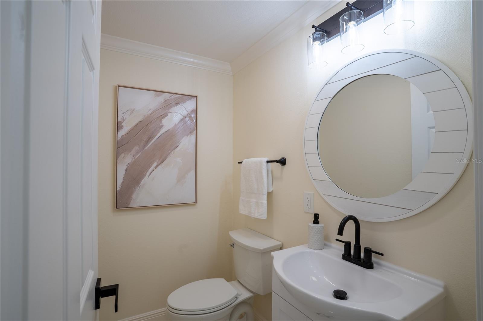 5119 VENETIAN BLVD NE — photo 25