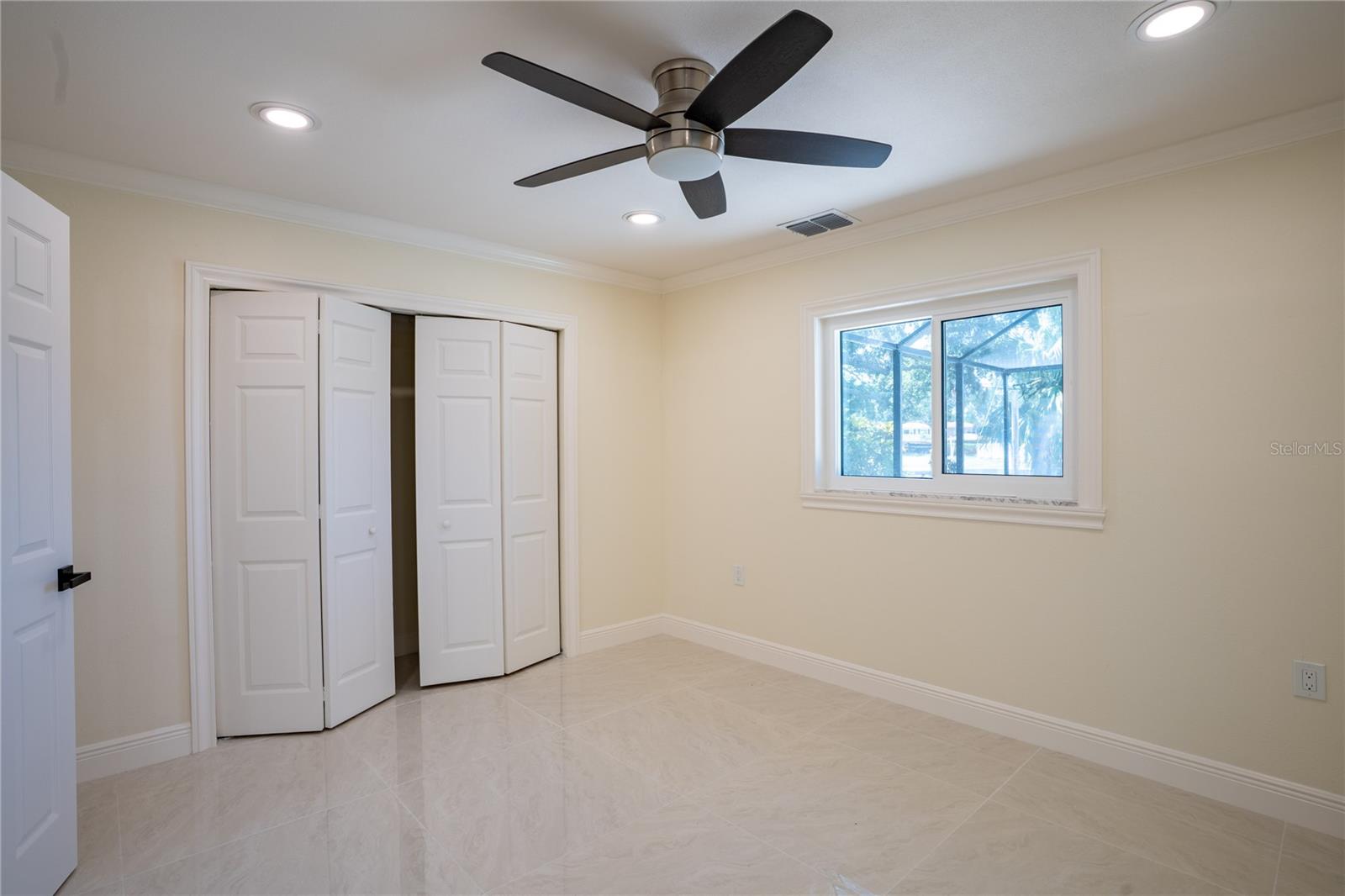 5119 VENETIAN BLVD NE — photo 33