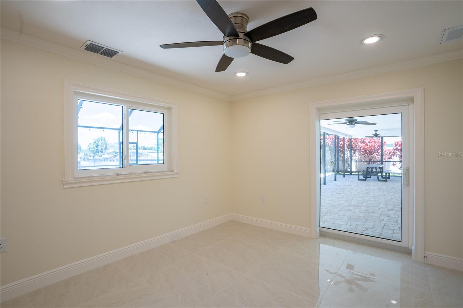 5119 VENETIAN BLVD NE — photo 32