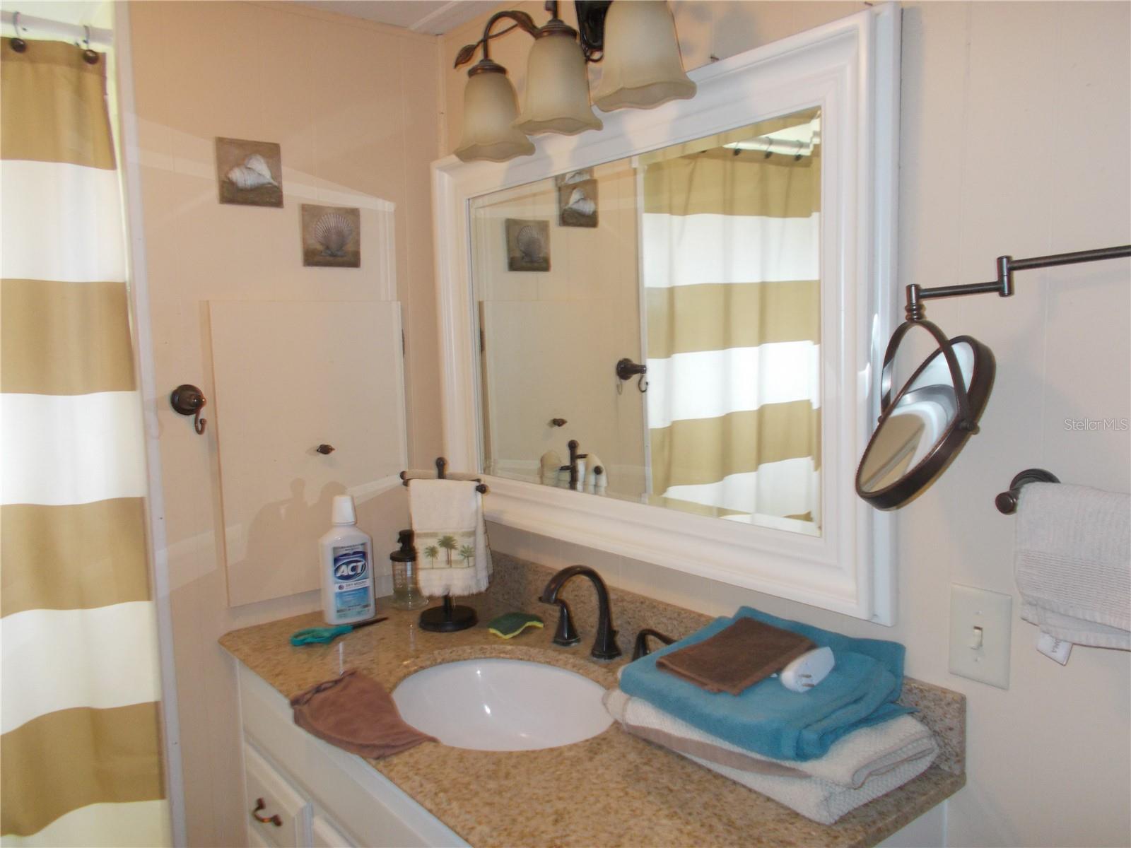 6427 FLEETWOOD CT — photo 12