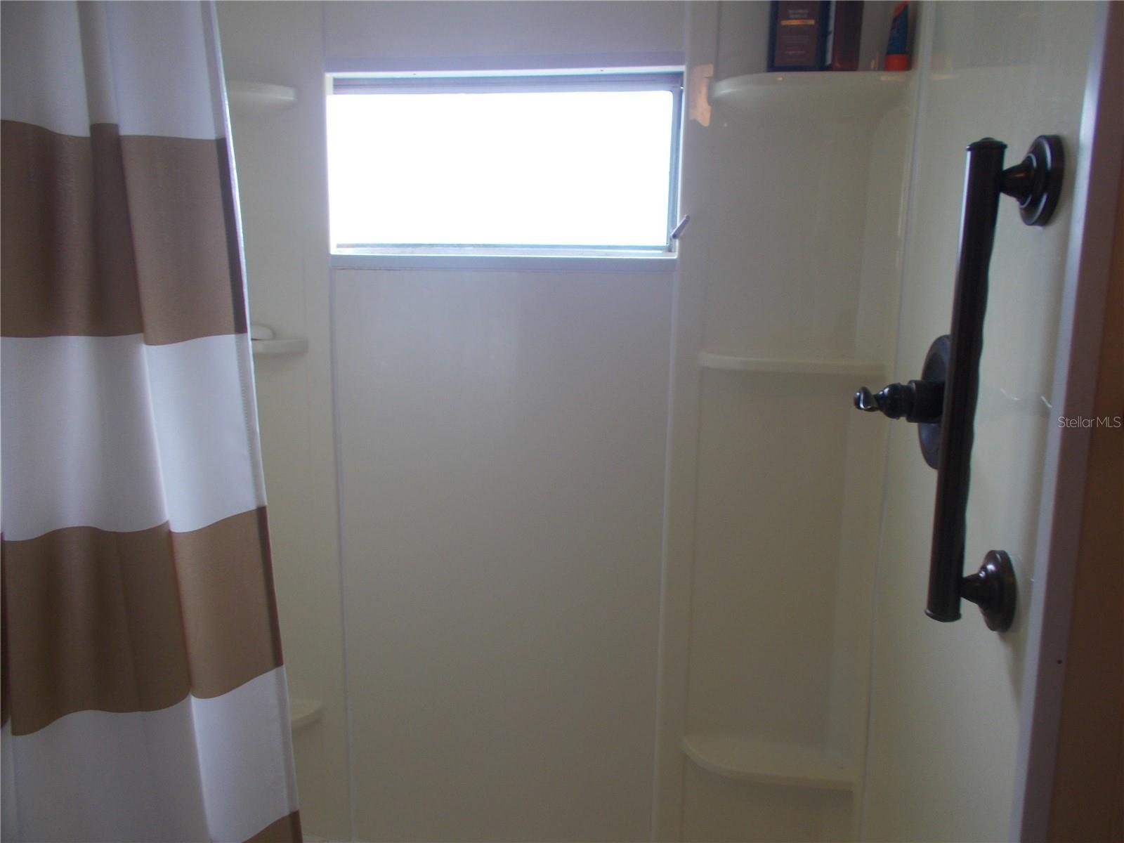6427 FLEETWOOD CT — photo 11