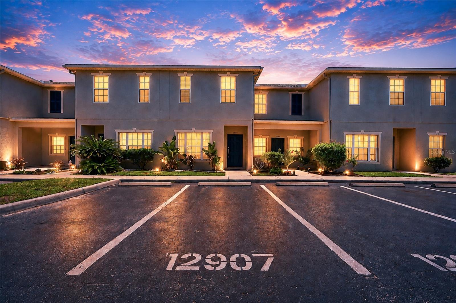 12907 KINGS CROSSING DR — photo 4