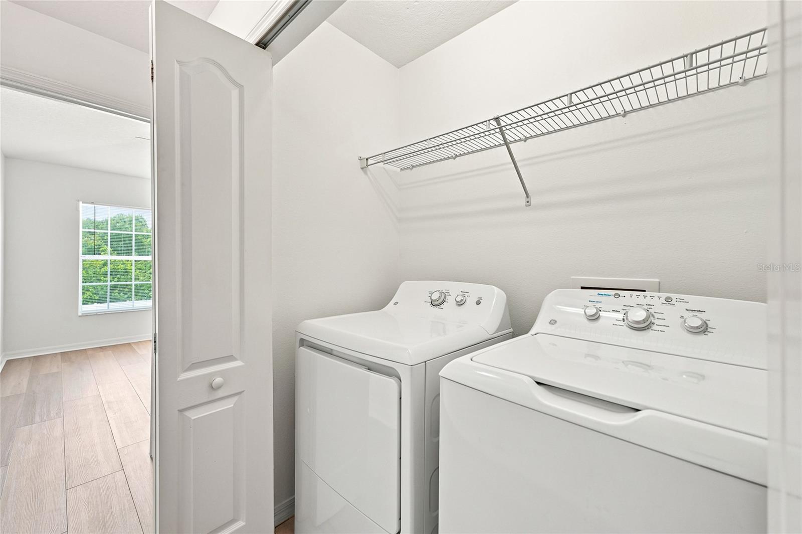 12907 KINGS CROSSING DR — photo 26