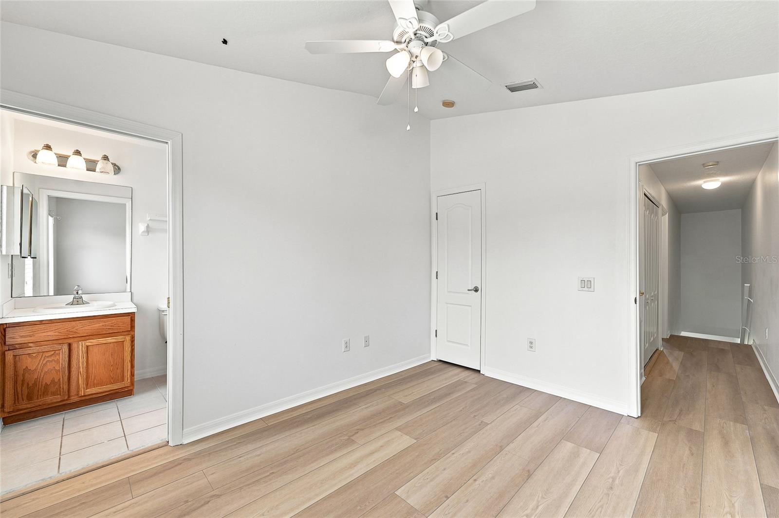 12907 KINGS CROSSING DR — photo 24