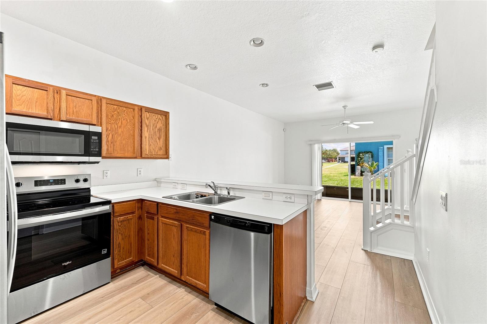 12907 KINGS CROSSING DR — photo 12