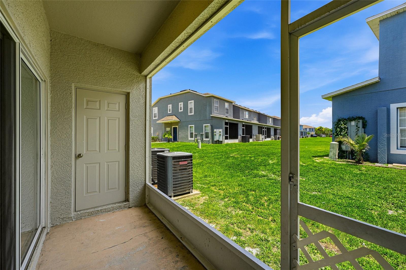 12907 KINGS CROSSING DR — photo 28