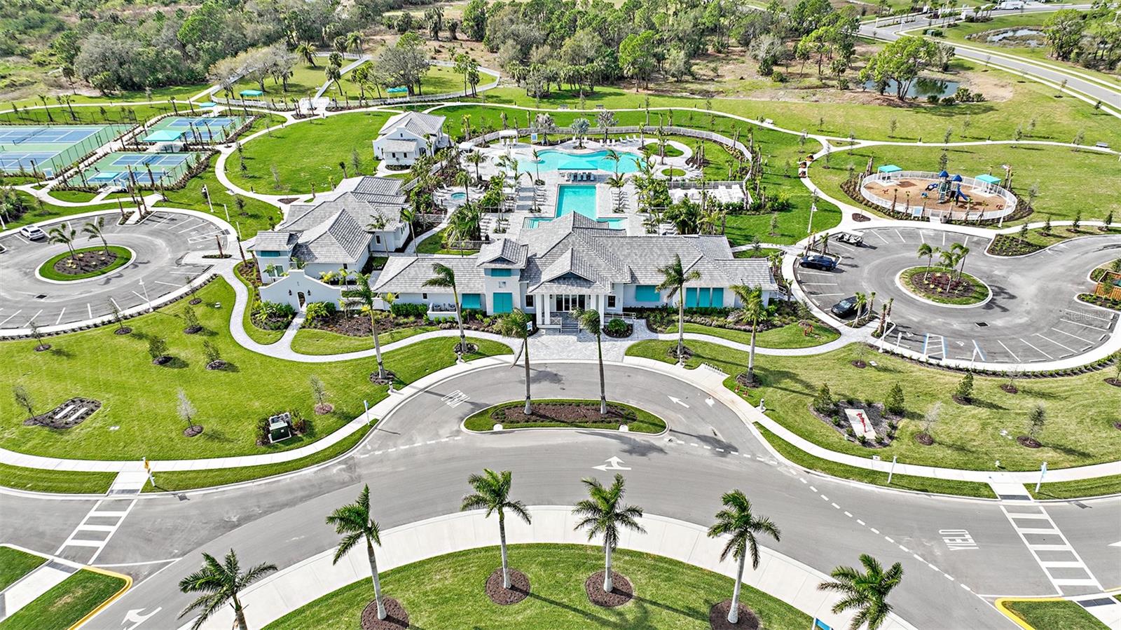 9850 CRYSTAL ISLES CIR — photo 3