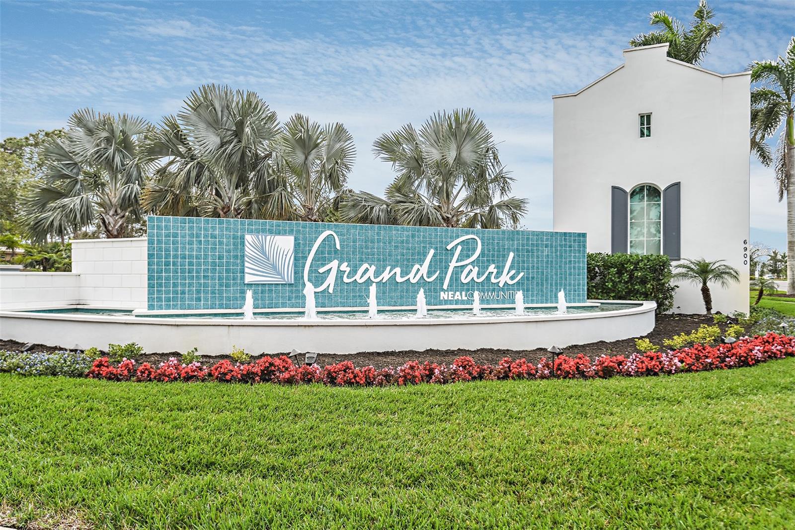 9850 CRYSTAL ISLES CIR — photo 2