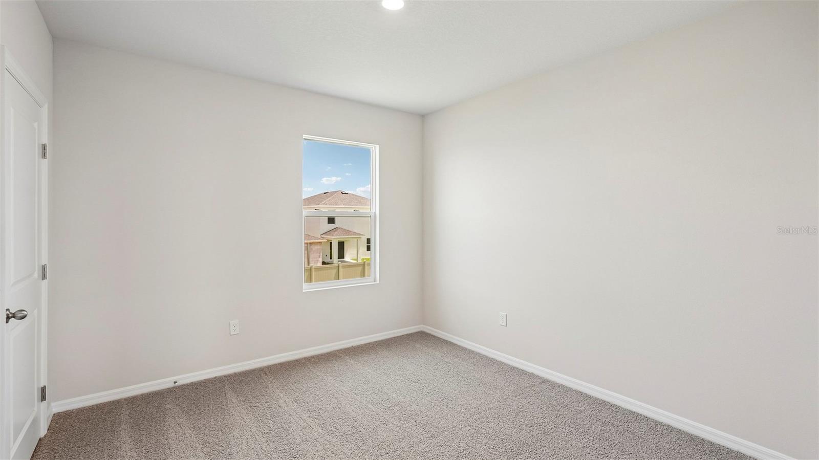 5728 SILVER MOONLIGHT DR — photo 23