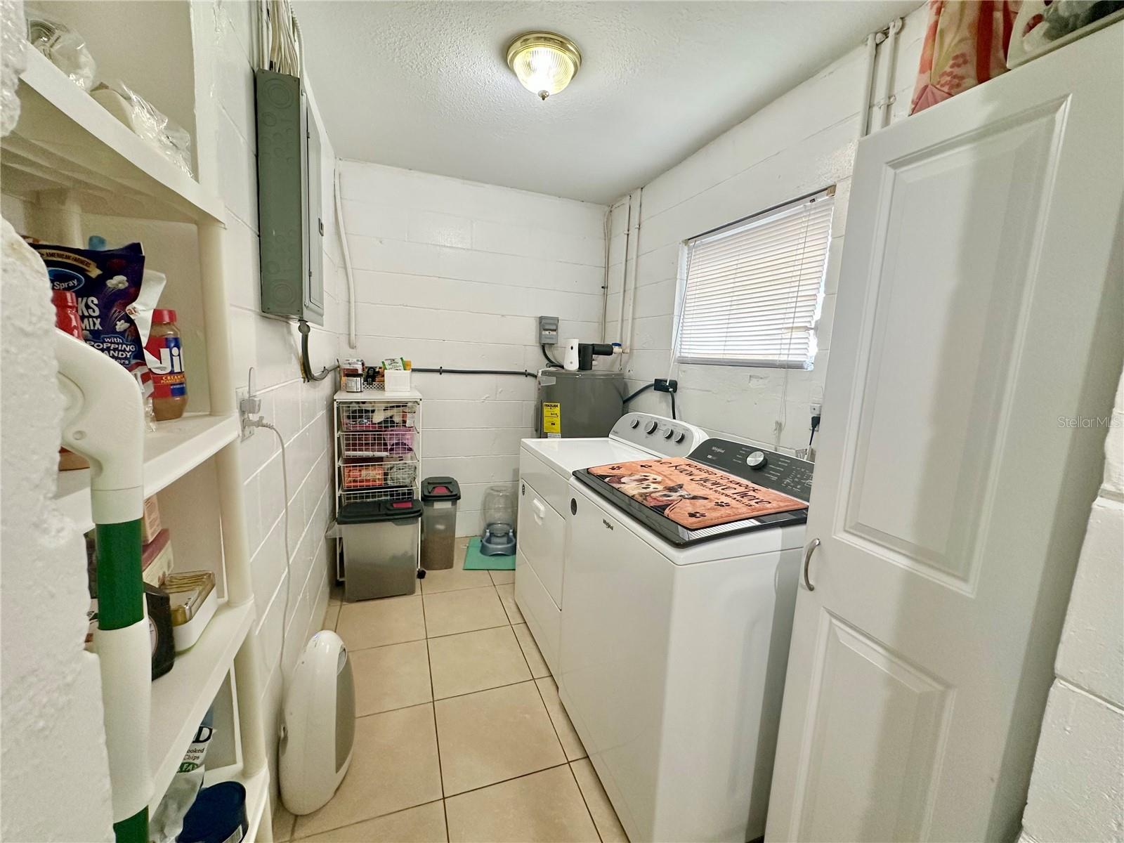 7507 CORAL VINE LN — photo 20