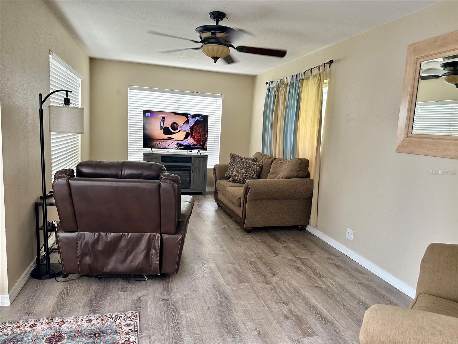 7507 CORAL VINE LN — photo 13