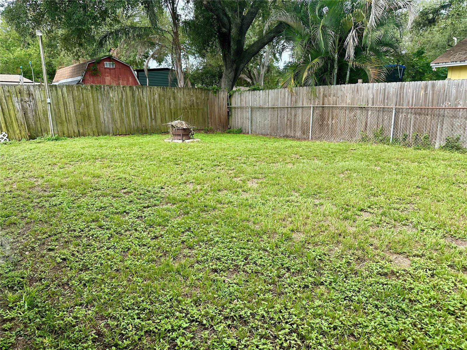 7507 CORAL VINE LN — photo 5