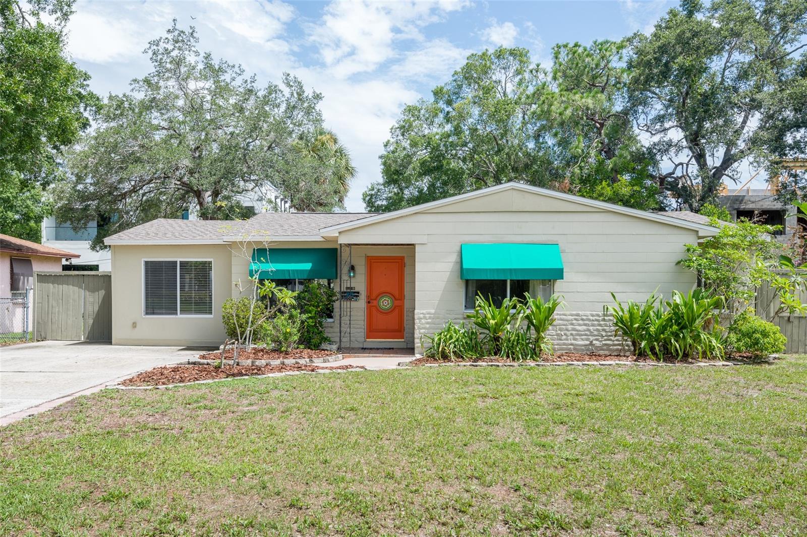 4425 W BAY VILLA AVE — photo 2