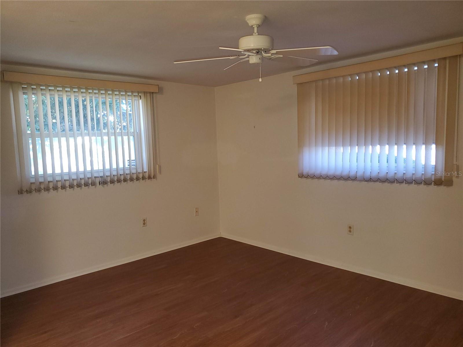 7304 LINCOLN PARK LN — photo 14