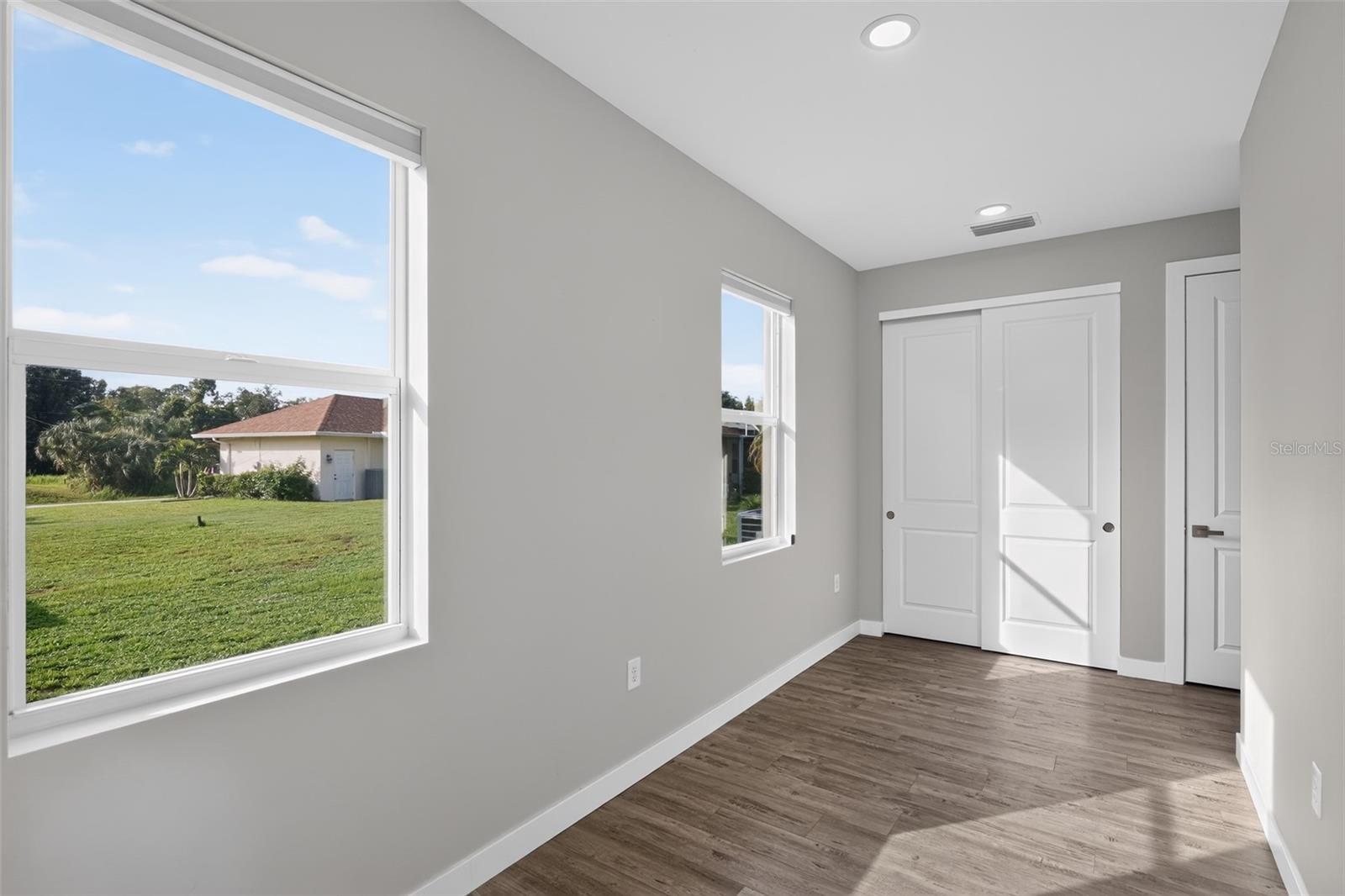 1259 KAAYAN ST — photo 29