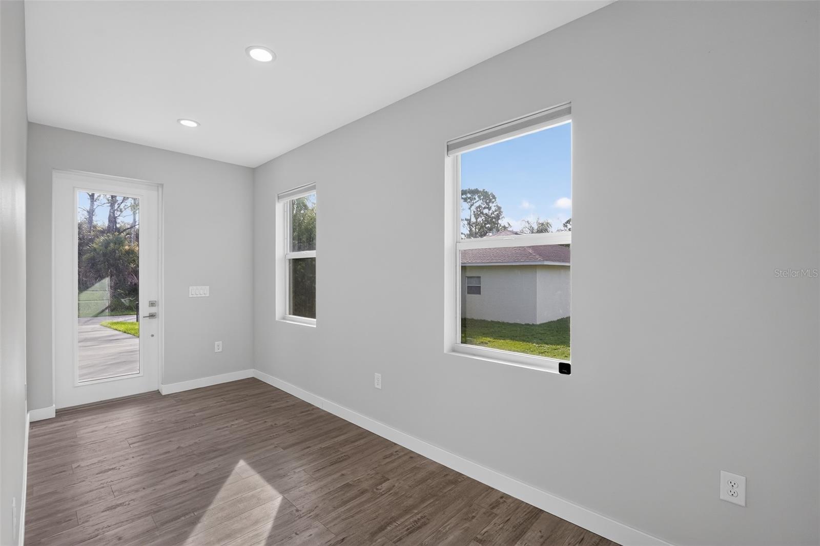 1259 KAAYAN ST — photo 19