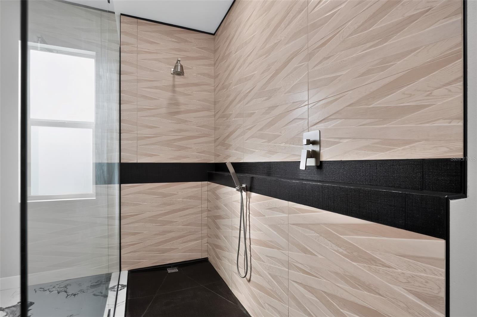1259 KAAYAN ST — photo 24