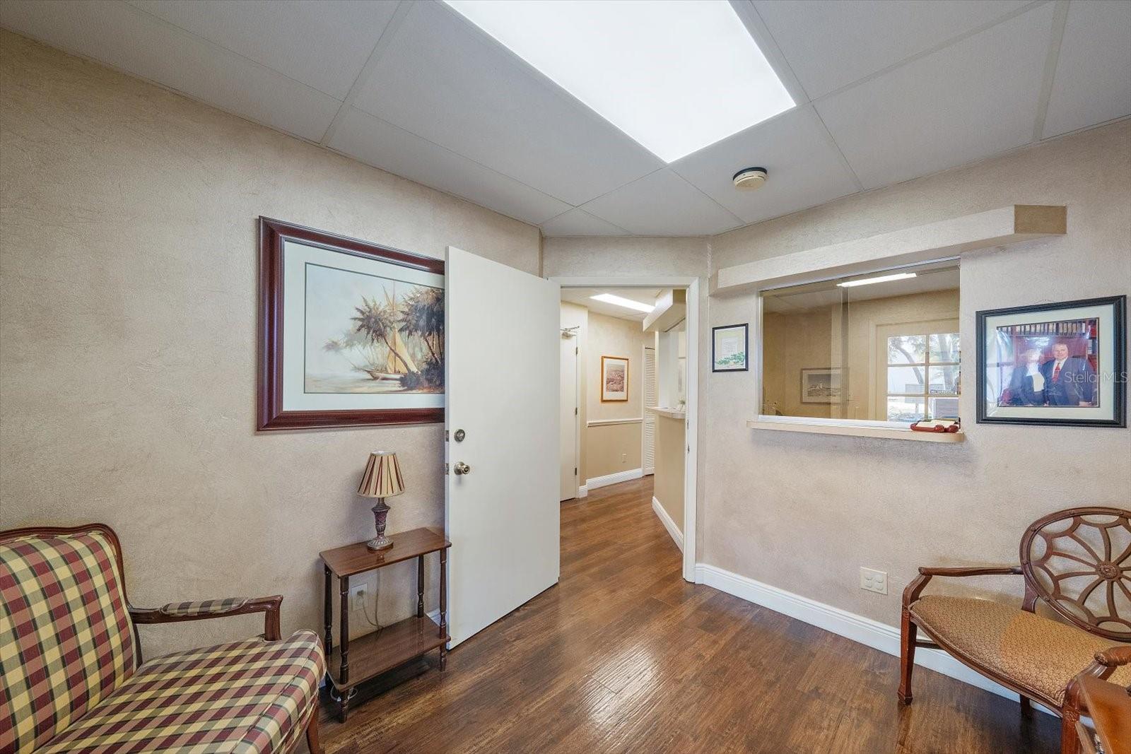 1521 TAMIAMI TRL S #3A — photo 4