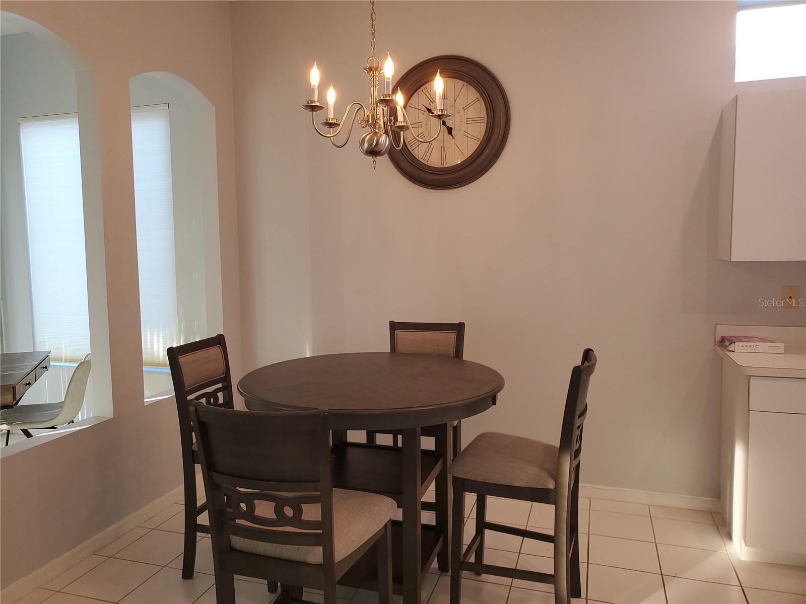 1141 SOUTHLAKE CT — photo 11