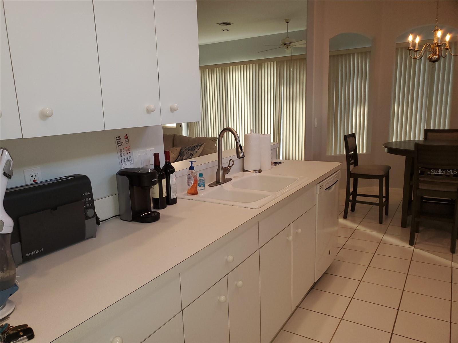 1141 SOUTHLAKE CT — photo 10