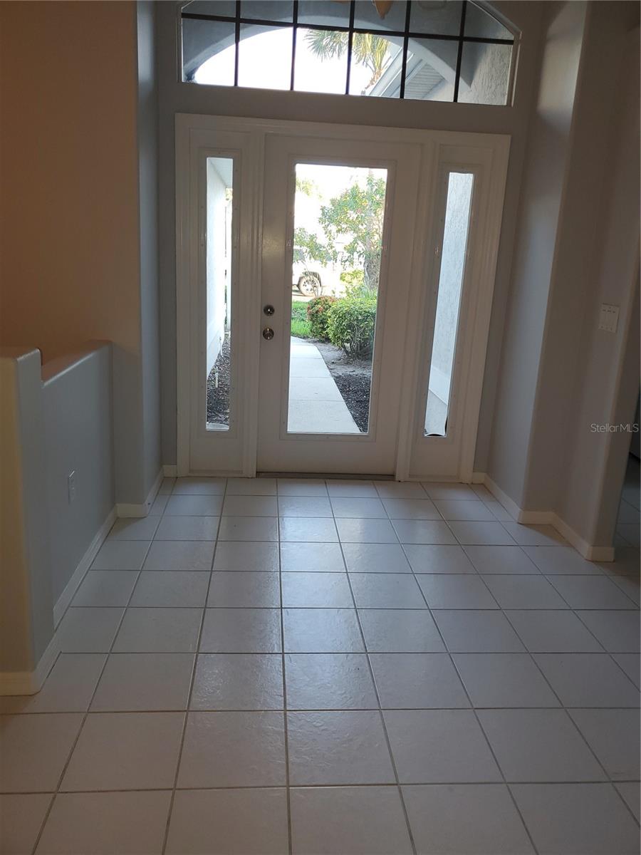 1141 SOUTHLAKE CT — photo 2