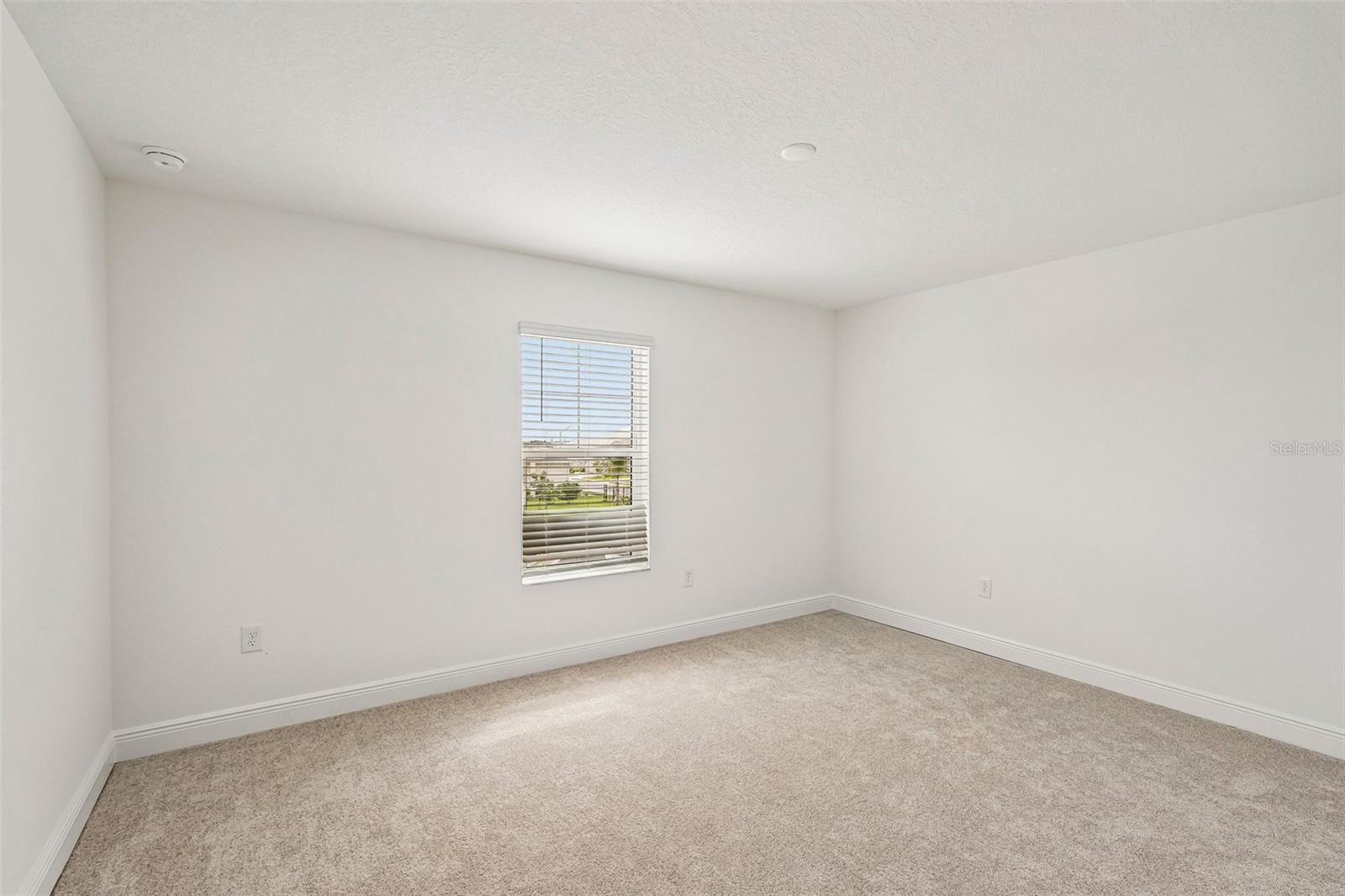 4422 SUNSET GARDEN ST — photo 23