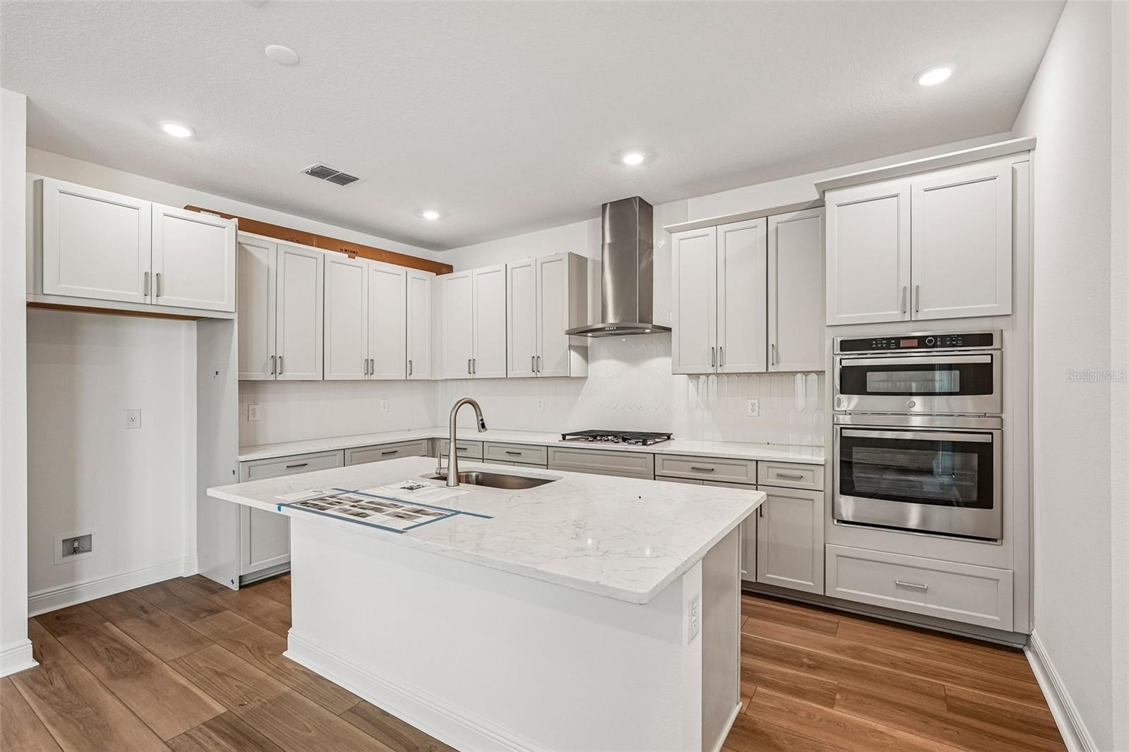 4422 SUNSET GARDEN ST — photo 5