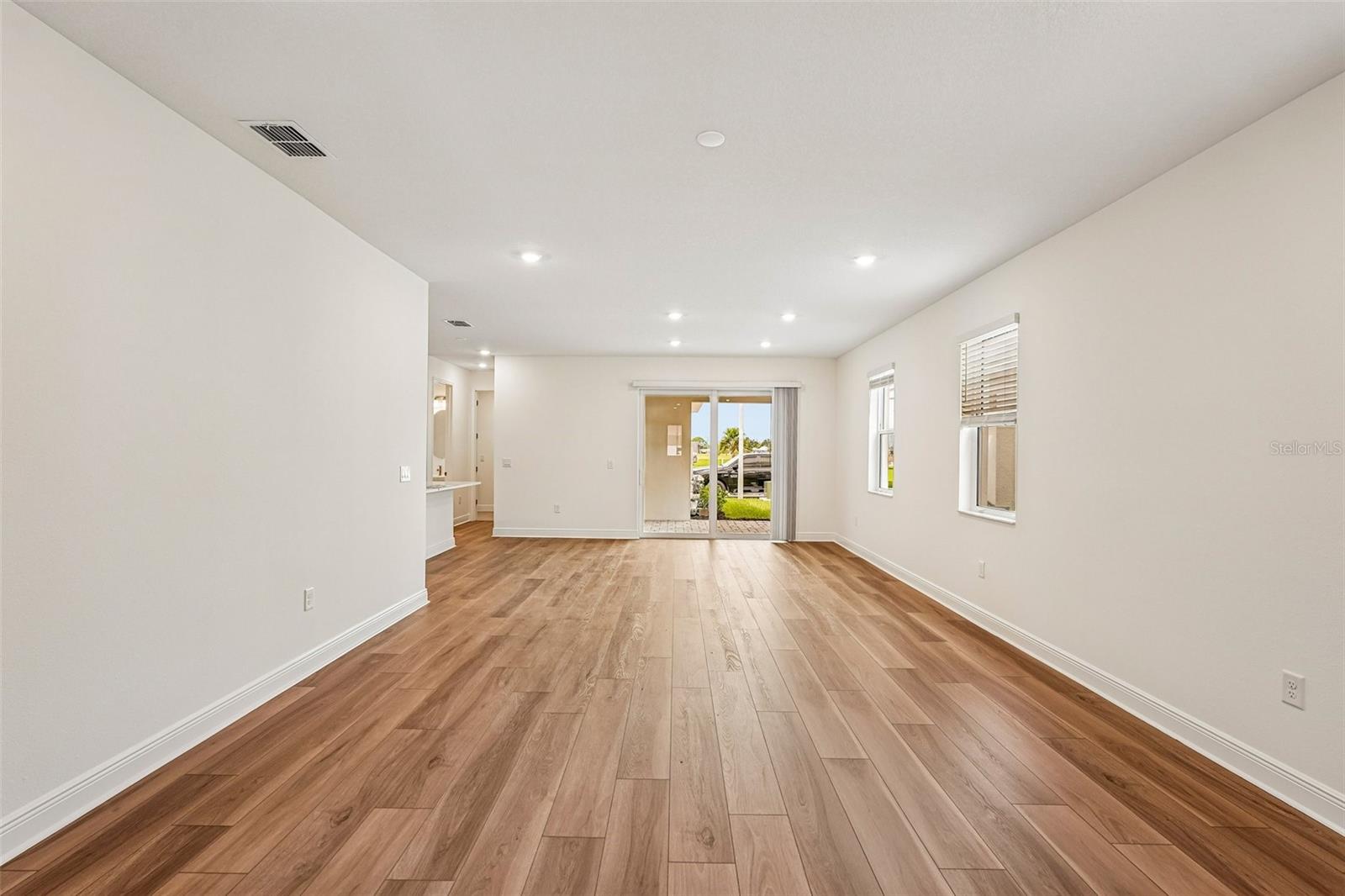 4422 SUNSET GARDEN ST — photo 11