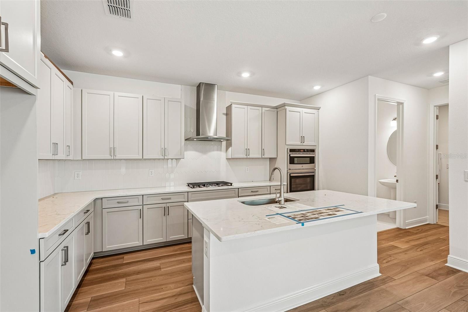 4422 SUNSET GARDEN ST — photo 6