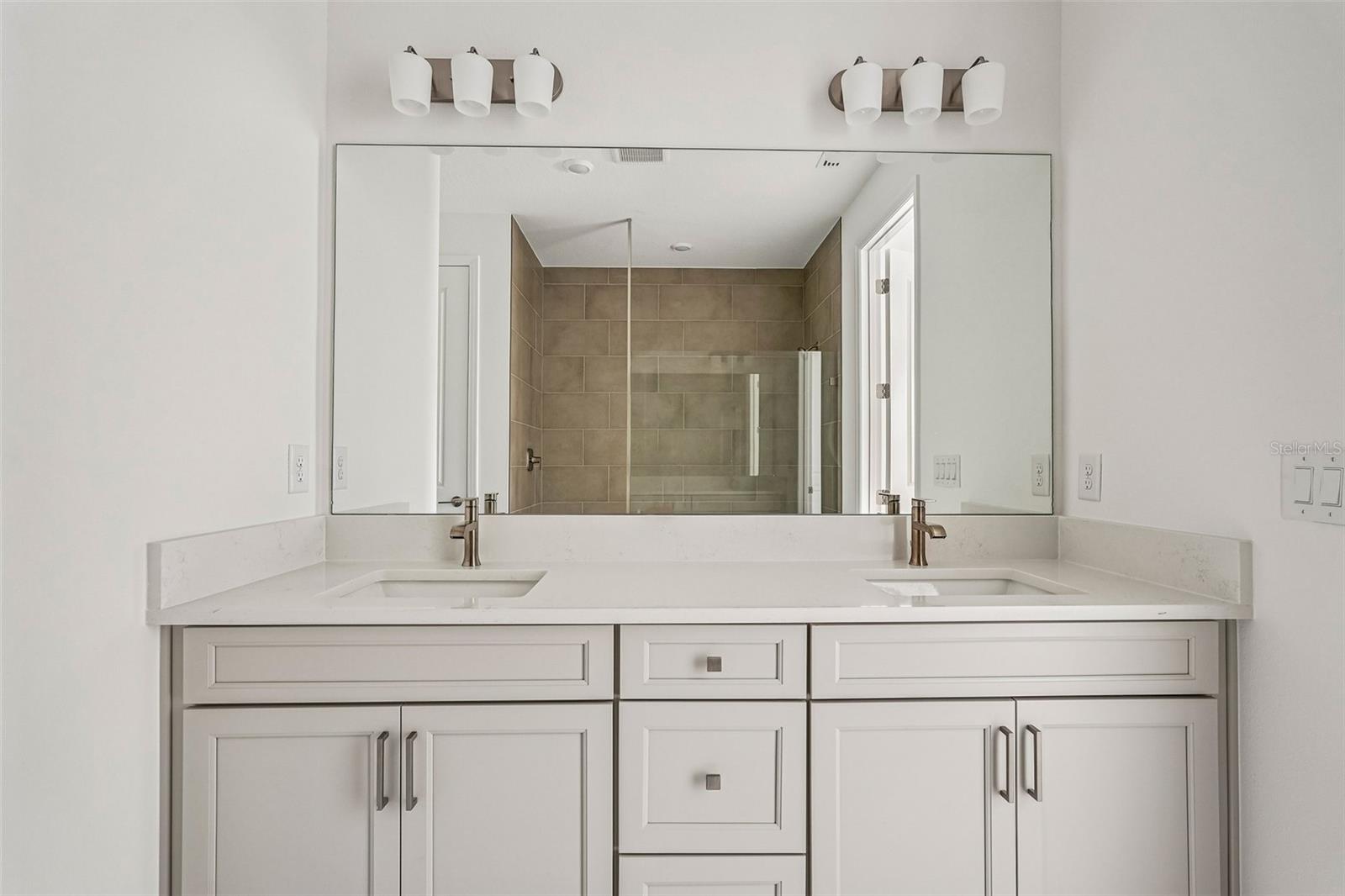 4422 SUNSET GARDEN ST — photo 15